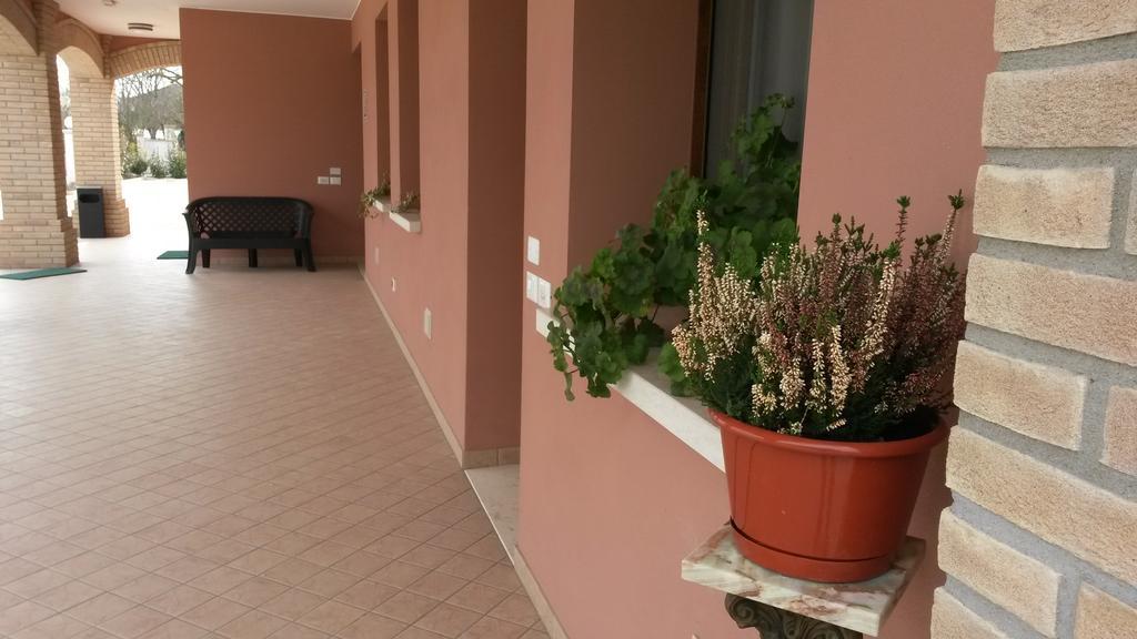Agriturismo Ai Laghi Pocenia Habitación foto