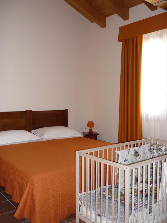 Agriturismo Ai Laghi Pocenia Habitación foto