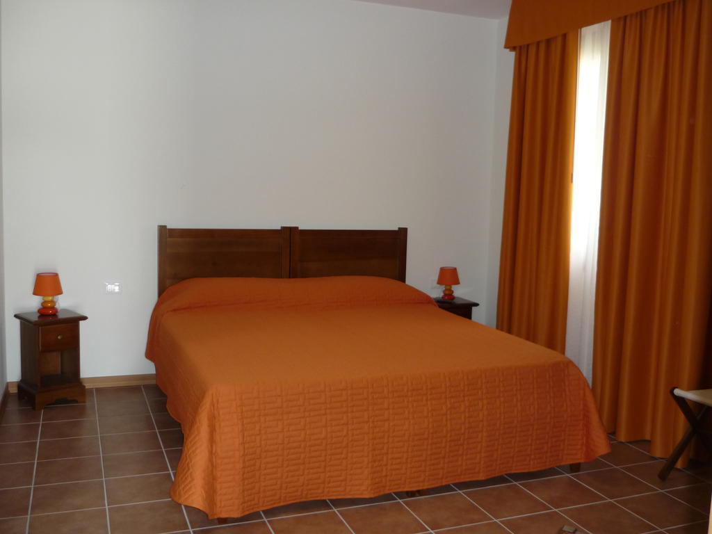 Agriturismo Ai Laghi Pocenia Habitación foto