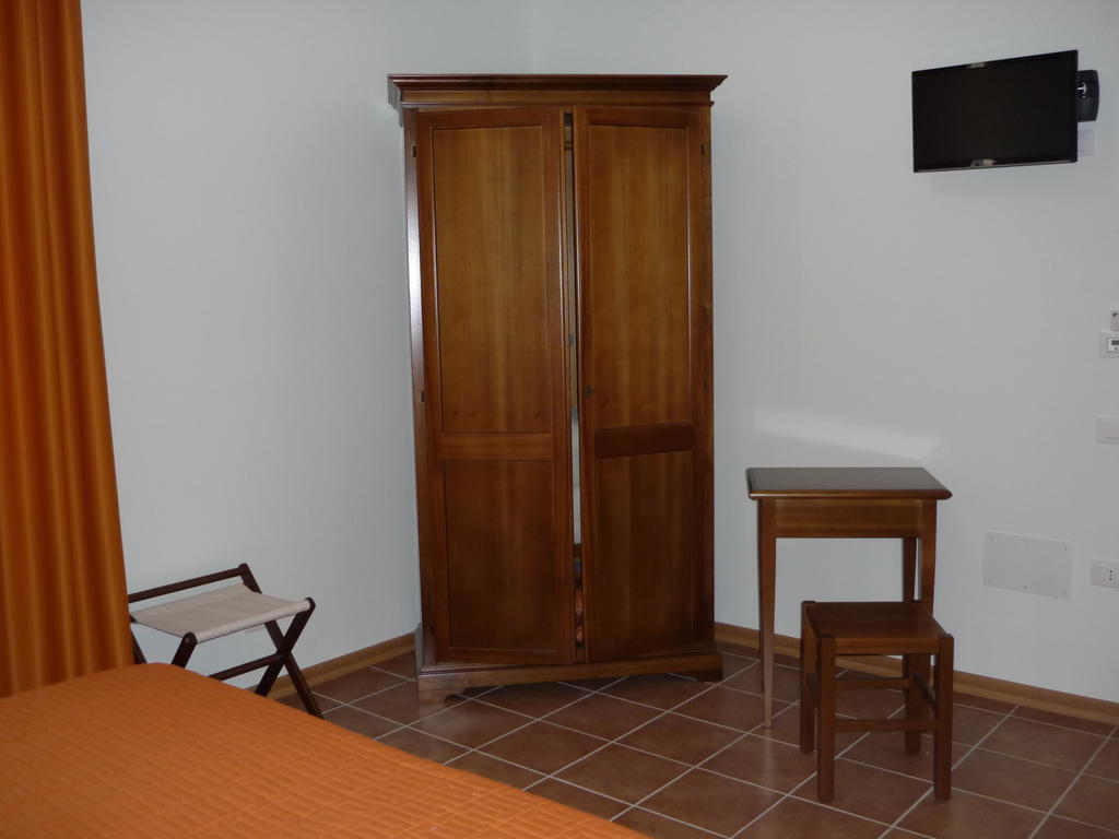 Agriturismo Ai Laghi Pocenia Habitación foto