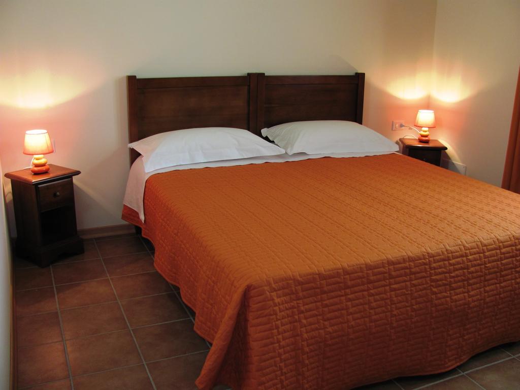 Agriturismo Ai Laghi Pocenia Habitación foto