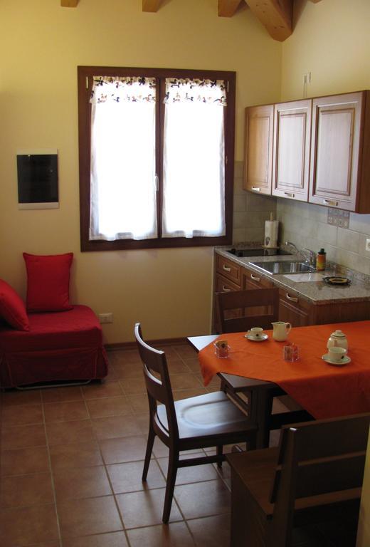 Agriturismo Ai Laghi Pocenia Habitación foto